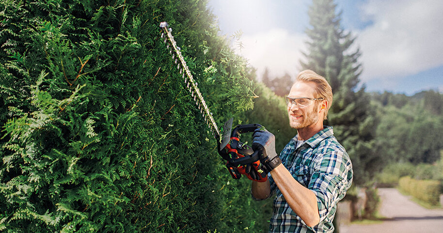 Einhell AkkuHeckenscheren im PraxisTest Einhell Blog