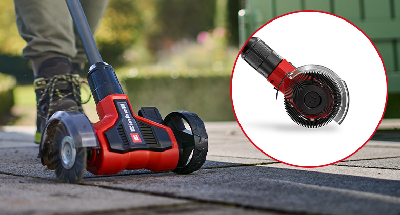 Detail des Einhell Akku-Fugenreinigers mit transparentem Schutzschild über der rotierenden Bürste.