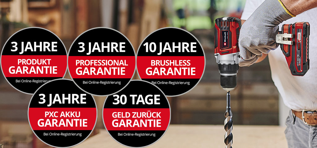 Hier sehen Sie einen Mann in einer Werkstatt mit einer Einhell-Bohrmaschine im Einsatz. Außerdem wurden die Symbole für die verschiedenen Arten der Garantieverlängerung auf dem Bild platziert. Folgende Garantieerweiterungen sind möglich: ‚Produkt Garantie‘, ‚Professional Garantie‘, ‚Brushless Garantie‘, ‚PXC AkkuGarantie‘ und die ‚30-Tage-Geld-zurück-Garantie‘.